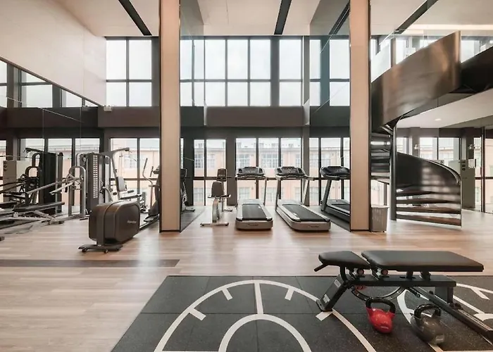 High Rise Luxury Loft-gym-pool-fast Wi-fi * Bangkok