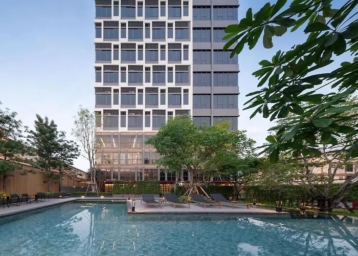 High Rise Luxury Loft-gym-pool-fast Wi-fi *