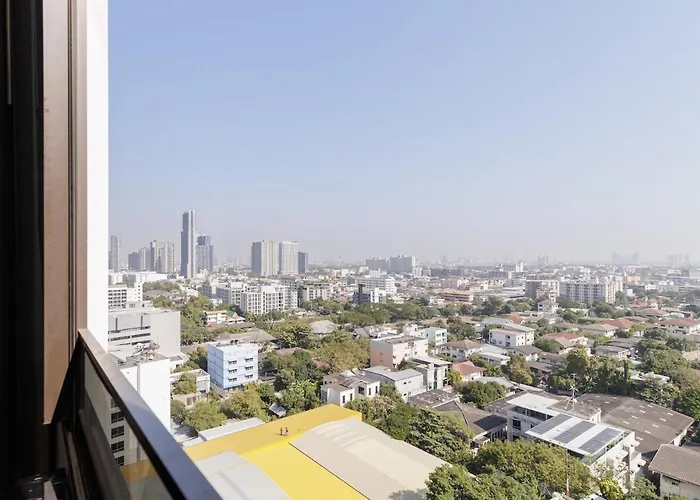 Apartment High Rise Luxury Loft-gym-pool-fast Wi-fi